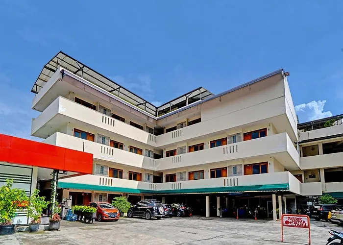 Oyo 1699 Verona Residence