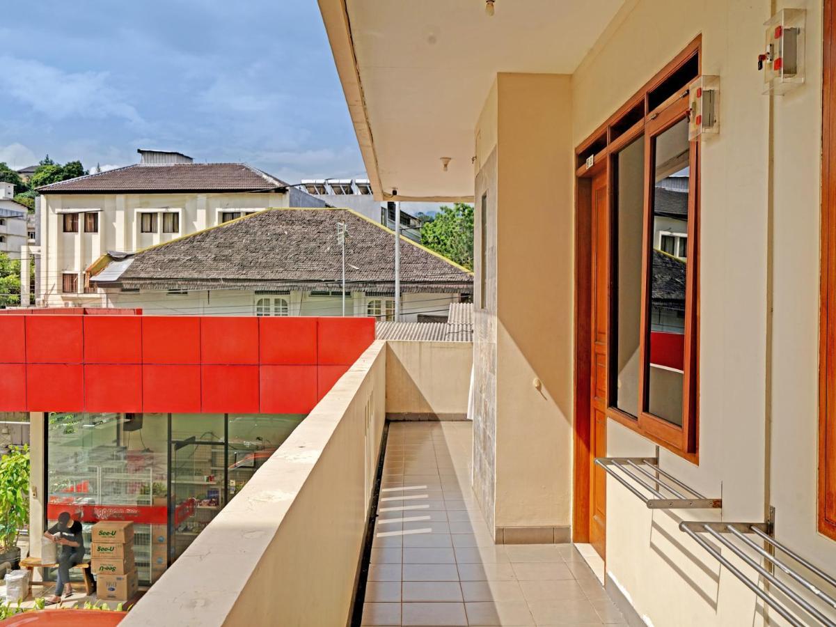 होटल Oyo 1699 Verona Bandung
